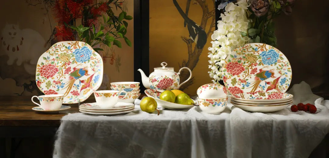 Luxury Chinese Porcelain: Huā Niǎo Bone China Dinnerware Set