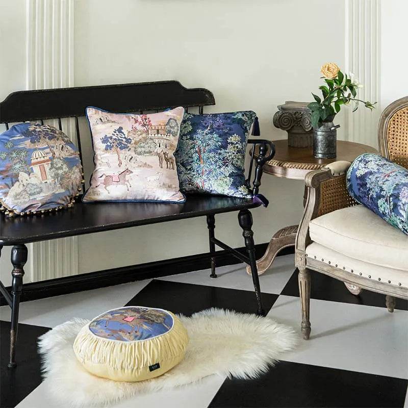 Chinoiserie Luxurious Royal Garden Round Throw Pillow - SinoCultural -- SJZBZ067A01