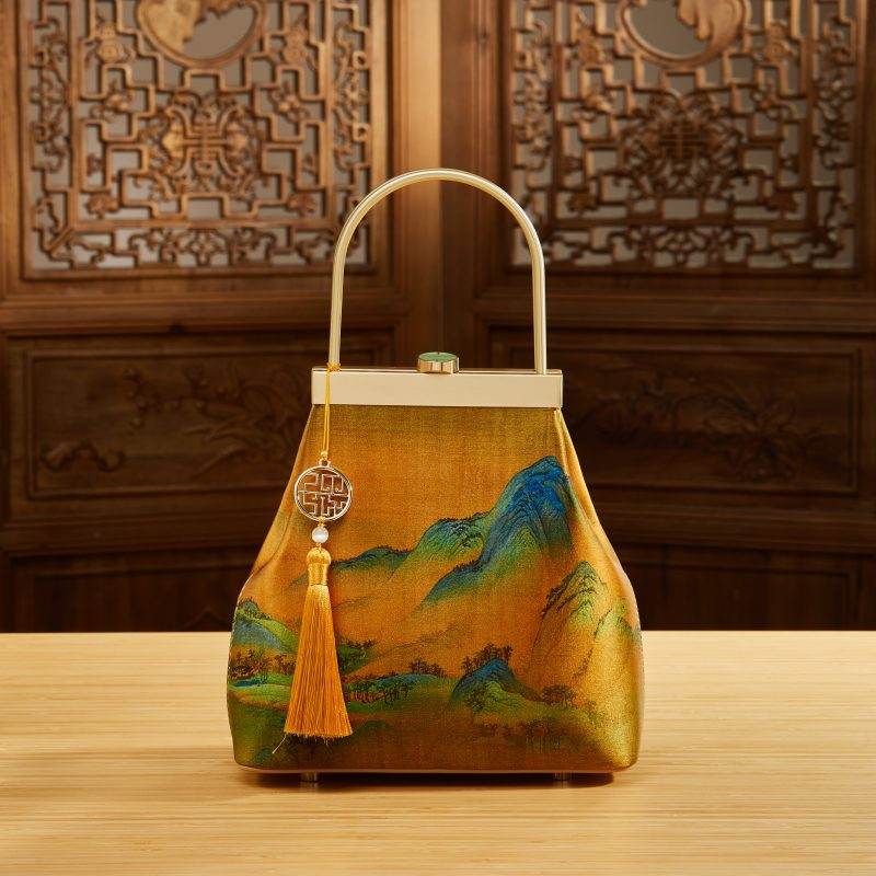 Chinese Painting Mulberry Silk Lux Kiss Lock Clutch Handbag - SinoCultural -- P170076