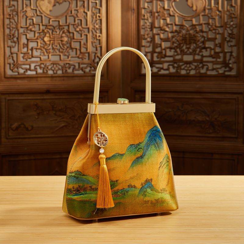 Chinese Painting Mulberry Silk Lux Kiss Lock Clutch Handbag - SinoCultural -- P170076