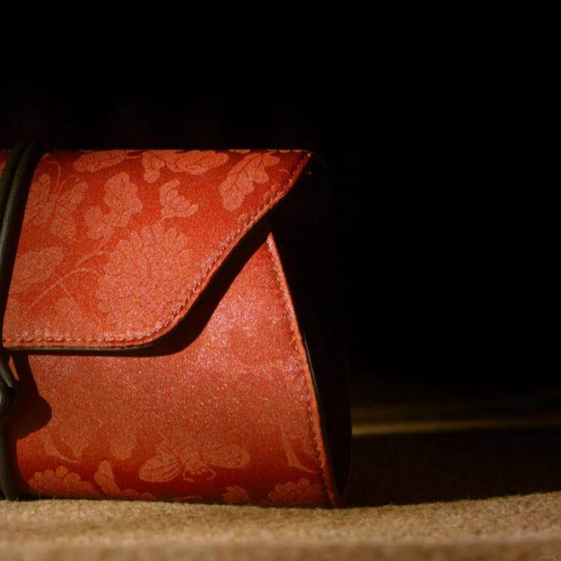 Xiangyunsha Silk Vintage New Chinese-Style Evening Clutch Wallet - SinoCultural -- PWCD197-4