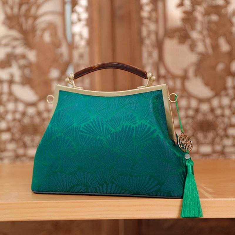 Mulberry Silk Green Pine Leaf Vintage Kiss Lock Clasp Bag - SinoCultural -- P270031