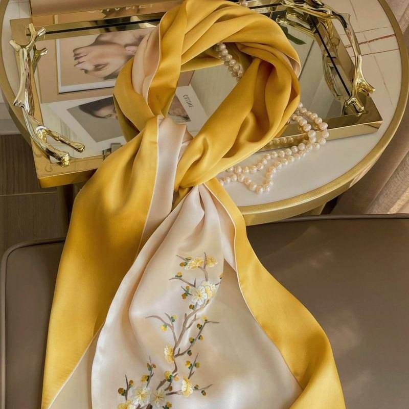 Handmade Suzhou Embroidery 16 Momme Silk Scarf 155x35cm - SinoCultural -- HYFSJ028A01