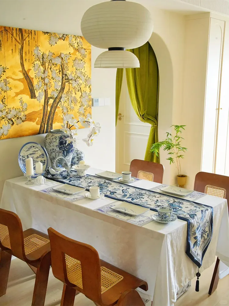 Home styling tips blog cover.