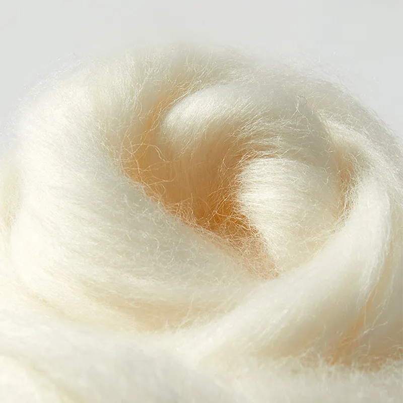Authentic 100% pure cashmere material certification.