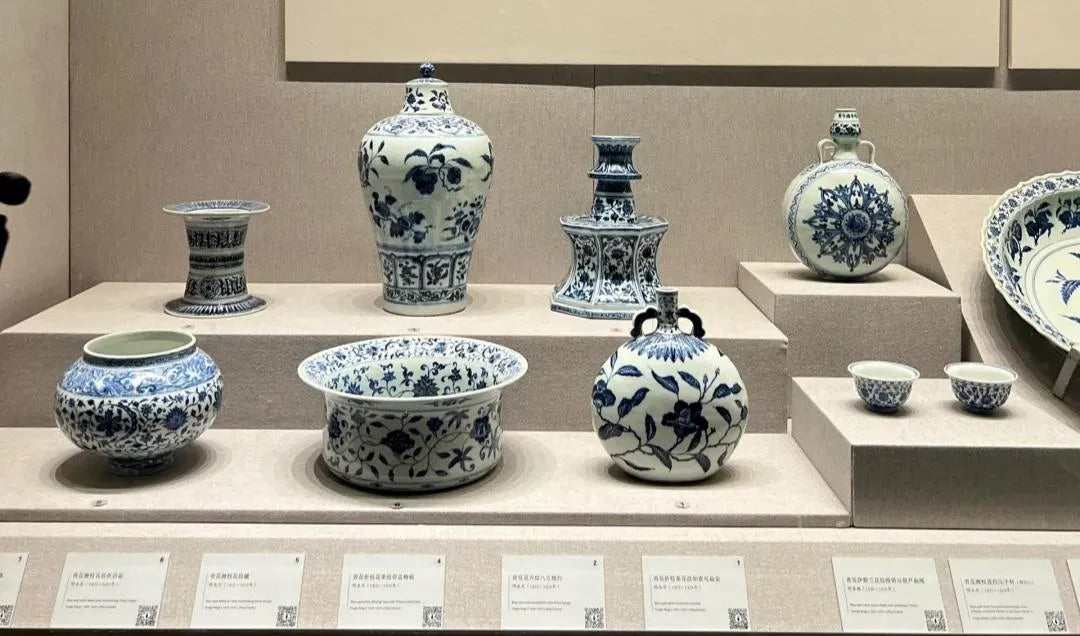 Bone China vs. Porcelain vs. Jingdezhen Porcelain: The Ultimate Guide to Material, Art, and Collecting