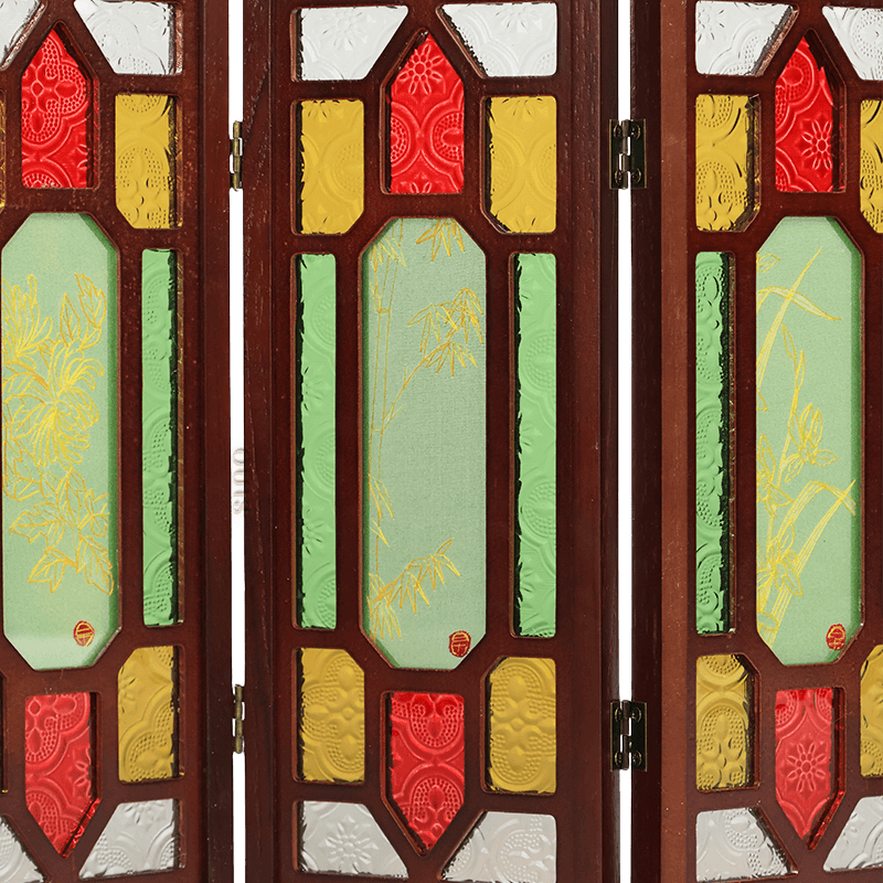 Hand-Embroidered Cantonese Mansion Window Ornament in Sandalwood Frame - SinoCultural -- BXL06WCS174A08 - 