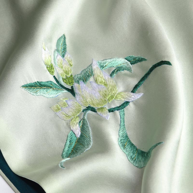 Cantonese Embroidery Handmade Mulberry Silk Scarf Magnolia 155*35