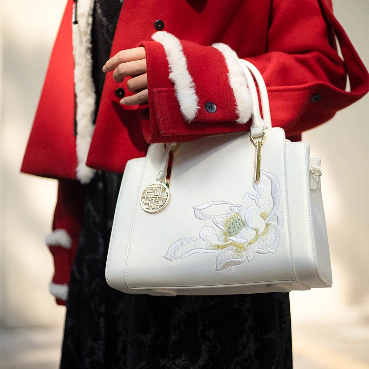 Sinocultural Embroidery Leather Tote Bag White Lotus Crossbody Bag - SinoCultural