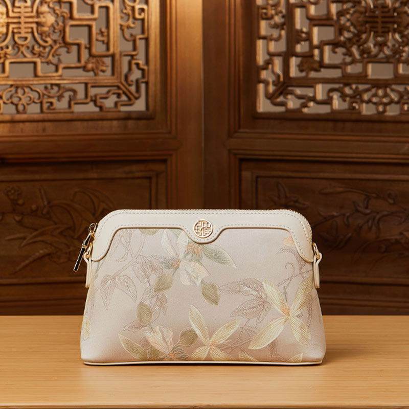 Mulberry Silk Leather Exquisite Jacquard Clutch Bag - SinoCultural