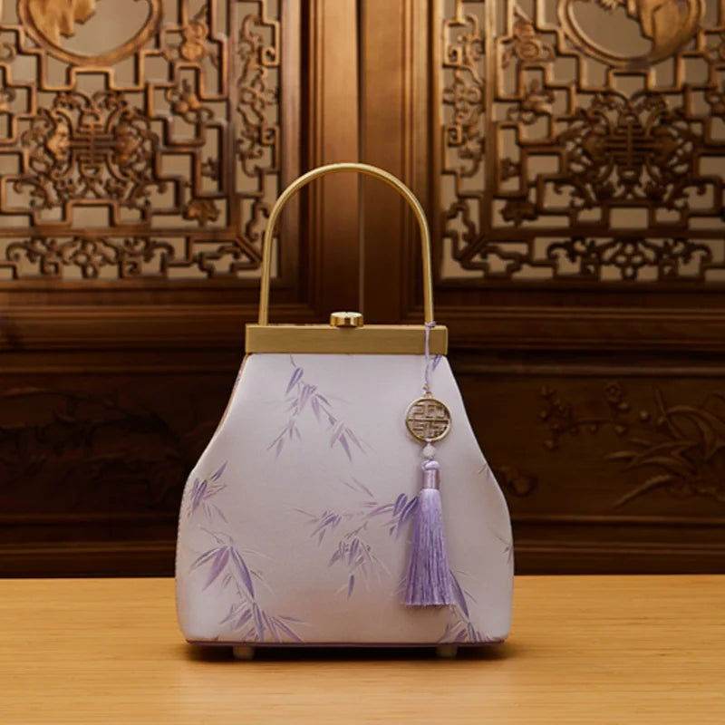 Mulberry Silk Luxury Light Green Kiss Lock Clutch Bag - SinoCultural