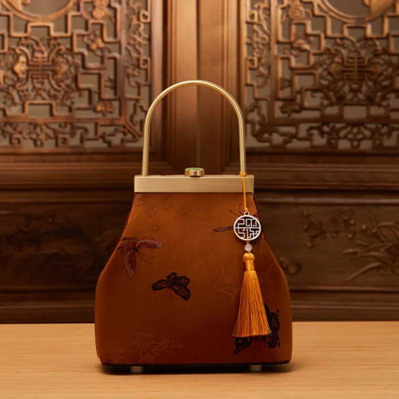 Mulberry Silk Luxury Light Green Kiss Lock Clutch Bag - SinoCultural