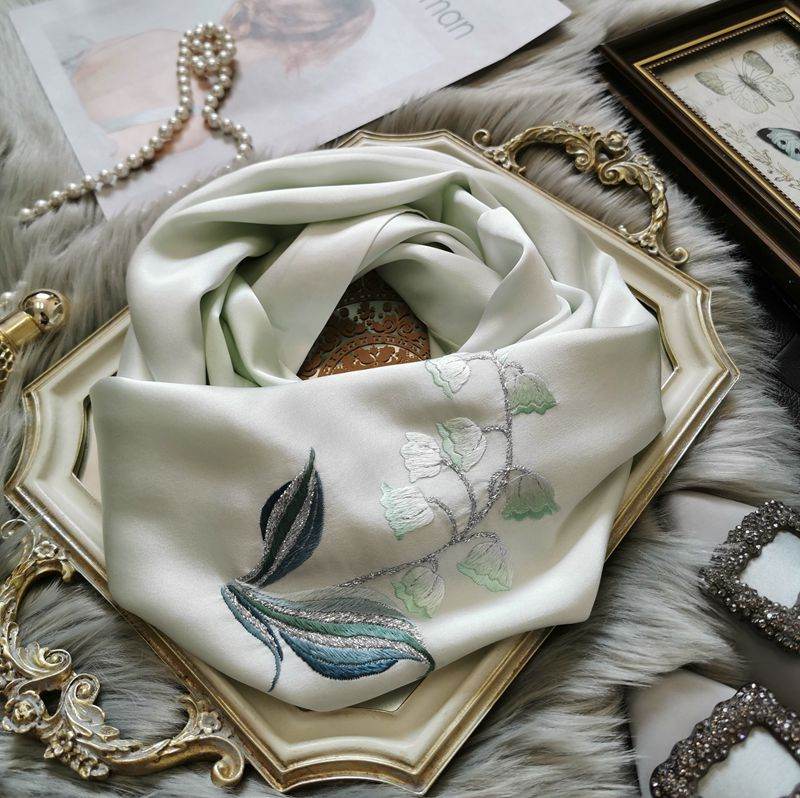 Handmade Su Embroidery 16 Momme Silk Scarf 155x35cm - SinoCultural