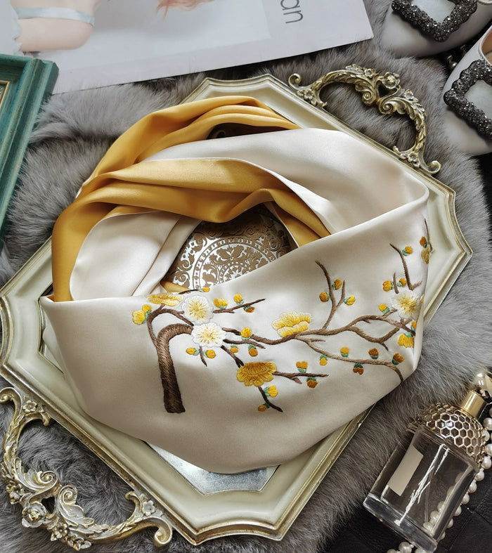 Handmade Su Embroidery 16 Momme Silk Scarf 155x35cm - SinoCultural