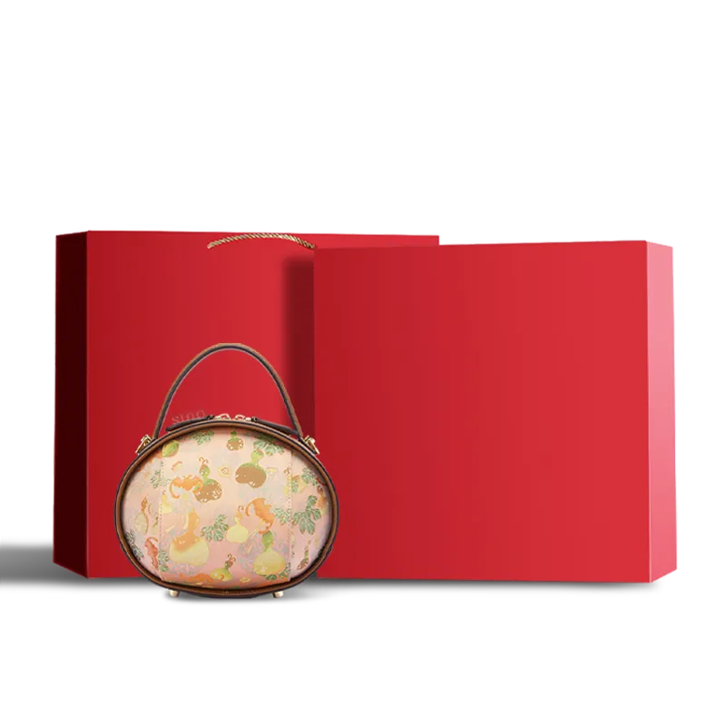 4-panel detail: handbag capacity, back, bottom, and side views.